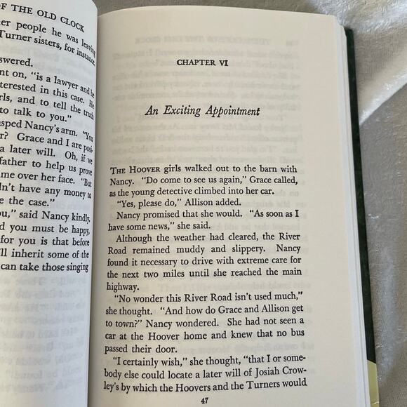 Nancy Drew The Secret of the Old Clock & The Hidden Staircase by Carolyn Keene - Picture 8 of 9